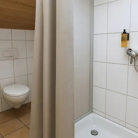 Smart Giessen Gmbh Und Appartments فندق Wettenberg