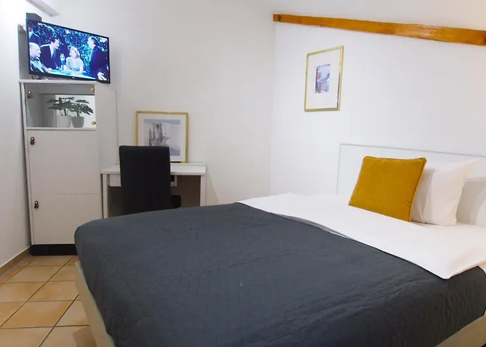 Smart Giessen Gmbh Und Appartments Hotel Wettenberg